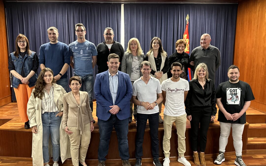 Capellán se compromete a dotar a Nájera de nuevas instalaciones deportivas para dar servicio al deporte base local