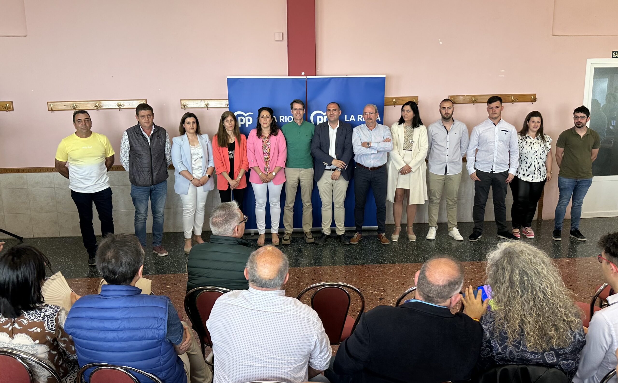 Capellán se compromete a hacer realidad la construcción de un Centro de Día para las personas mayores, la ampliación de la escuela infantil y la reforma del IES de Cervera